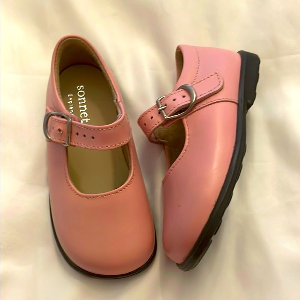 SONNET PINK LEATHER MARY JANE SHOES.   NEW IN BOX